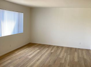 4104 Elm Ave APT 304, Long Beach, CA 90807