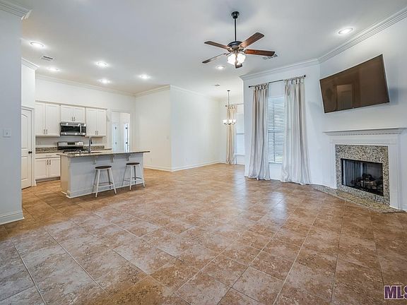 4th image of 23028 Arcwood Dr
