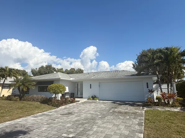 153 Doral Cir, Naples, FL 34113