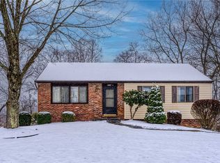 4724 Valleyfield Dr, Allison Park, PA 15101