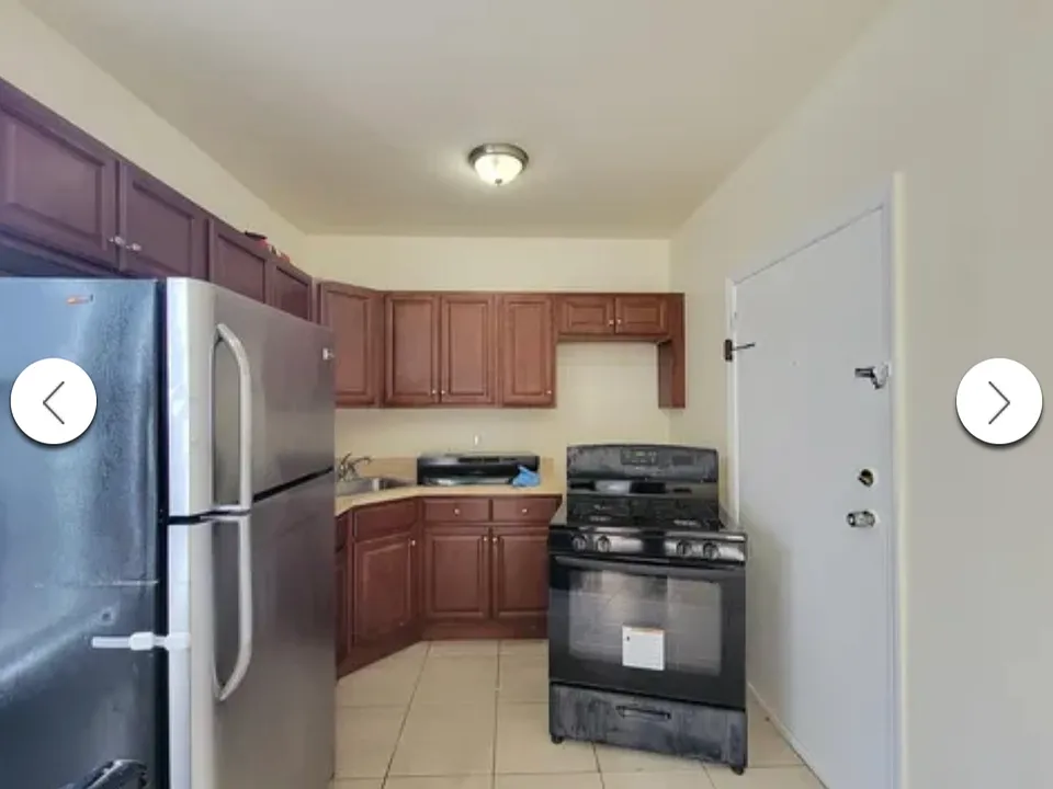 515 Sanford Ave #1L