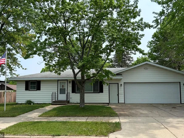 108 23rd Ave S, Saint Cloud, MN 56301