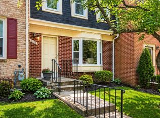 11922 Shagbark Dr, Rockville, MD 20852