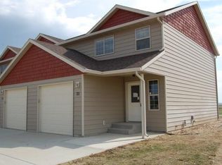605 Sunrise Ct, Sidney, MT 59270