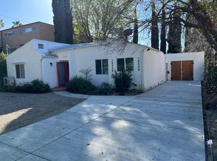 18556 Hart St, Reseda, CA 91335