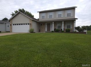 4003 Cambridge Crossing Dr, Saint Charles, MO