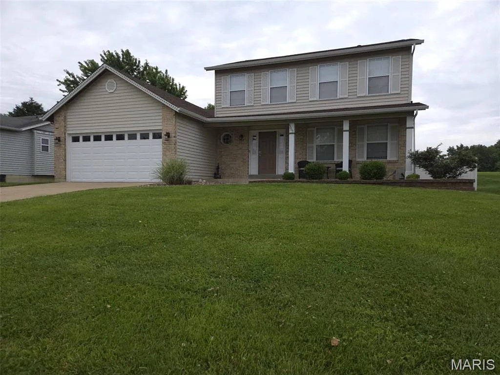 4003 Cambridge Crossing Dr photo 1