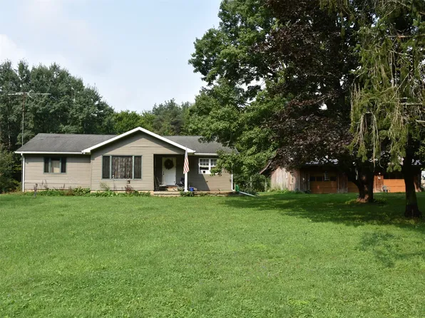 13577 Carpenter Rd, Guys Mills, PA 16327