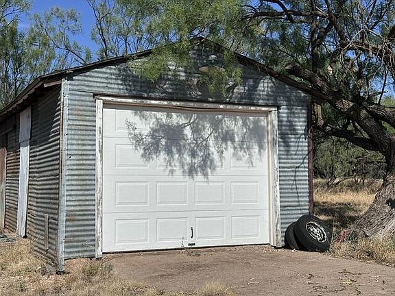 3rd image of 4581 County Road 254