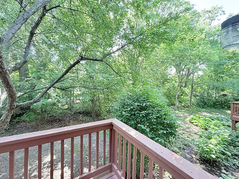 2307 Stoughton Dr — Photo 22