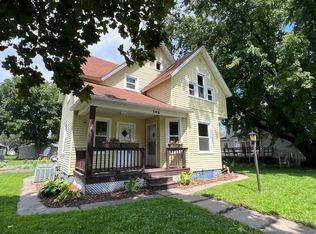 546 9th St SE, Mason City, IA 50401
