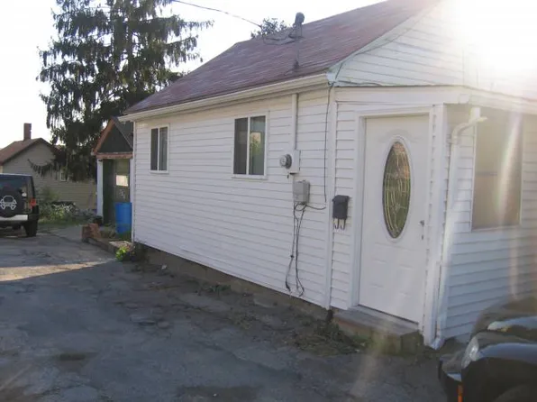 733 Delaware Ave, Glassport, PA 15045