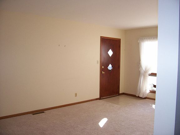 4th image of 13 Roberts St