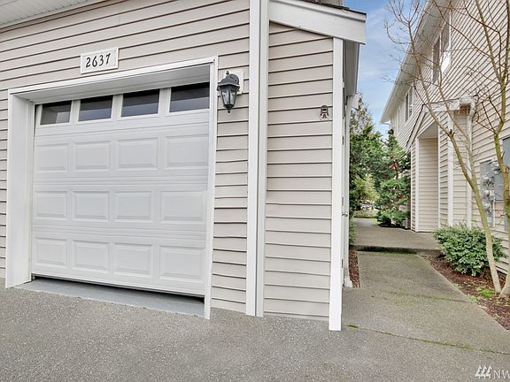 2nd image of 2637 Bronson Ave