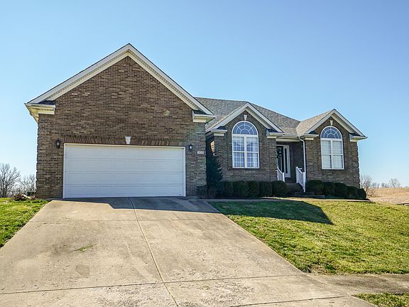 5th image of 450 Oak Tree Way