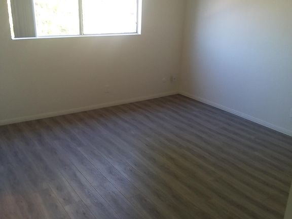 4th image of 4667 E Mountain View Dr #4