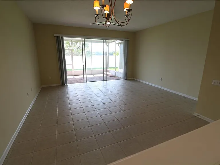 4866 Pond Ridge Dr — Photo 18