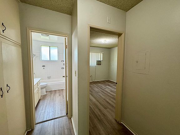 4th image of 157 Esperanza Ave #K