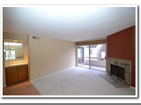 5th image of 6120 Calle Mariselda Unit 104