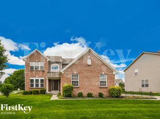 6240 Eagle Lake Dr, Zionsville, IN 46077