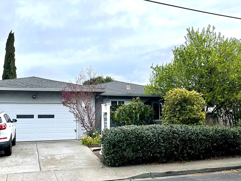 1st image of 6386 Ebensburg Ln