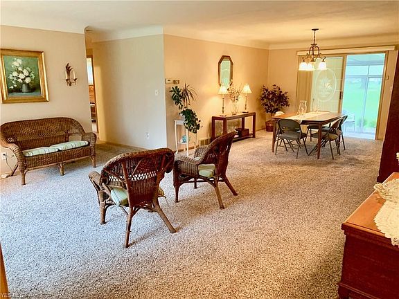 2nd image of 869 Stanwell Dr