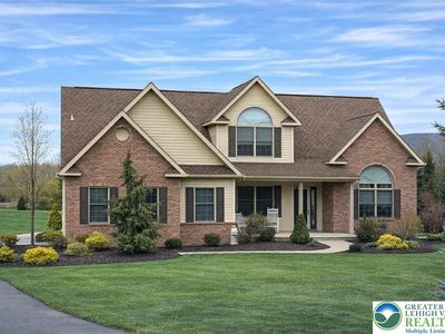 8048 Sassafras Rd, New Tripoli, PA, 18066