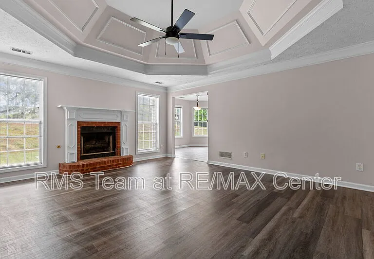 3854 Wheaton Ct — Photo 6