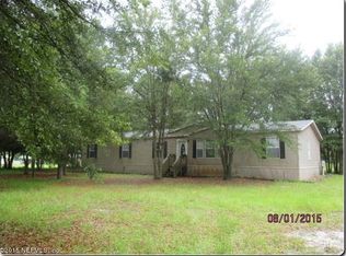 561 Hall Rd, Green Cove Springs, FL 32043