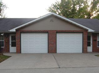 819 3rd St, Boonville, MO 65233