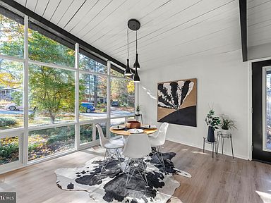 11813 Ivanhoe St, Silver Spring, MD 20902 | MLS #MDMC2023472 | Zillow