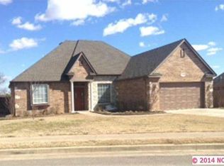 3841 Lexington Ave, Tahlequah, OK 74464