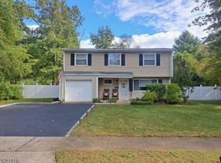22 Rieder Rd, Spotswood, NJ 08884