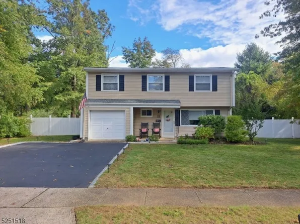 22 Rieder Rd, Spotswood Boro, NJ 08884