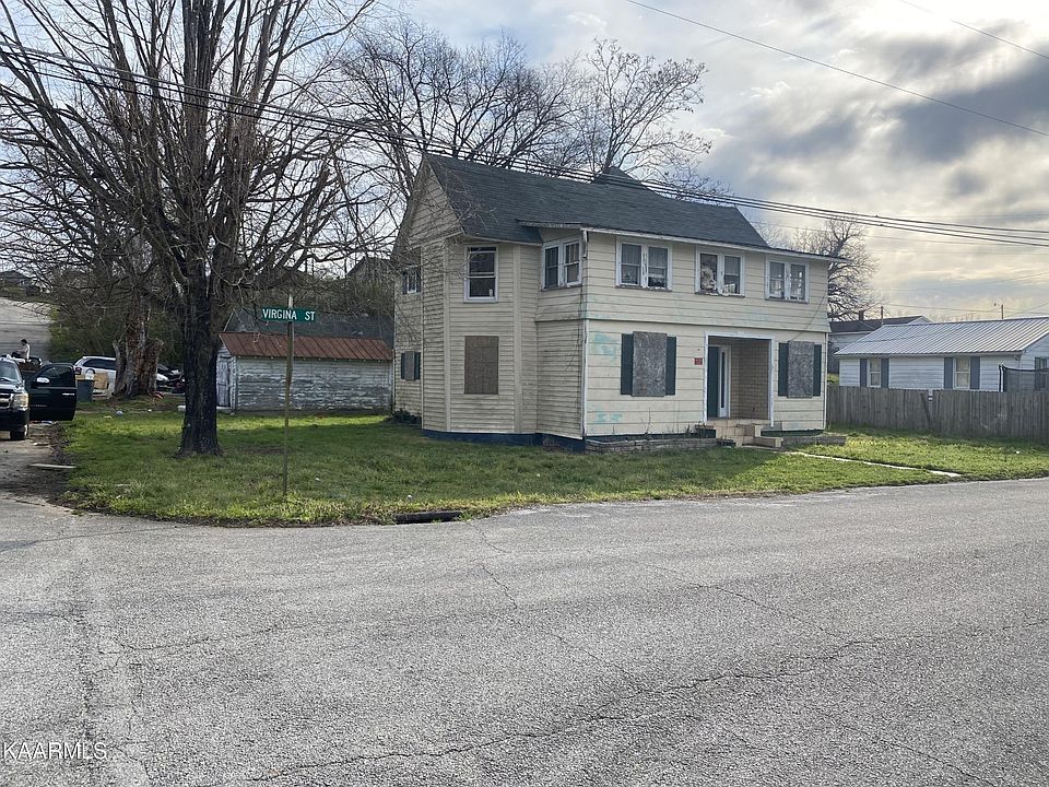 2nd image of 802 Virginia Ave NW