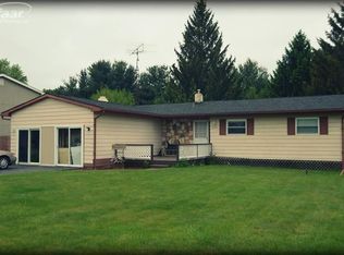 7495 Roger Thomas Dr, Mount Morris, MI 48458