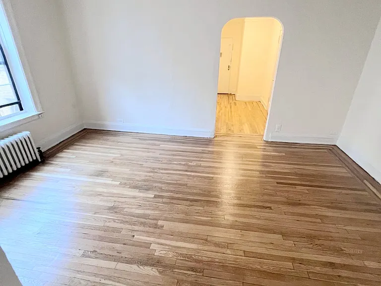 1375 Ocean Ave #5C — Photo 2
