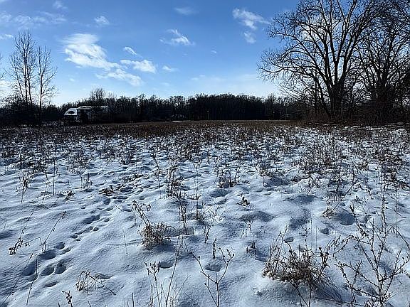 5th image of 360 Nolan Rd