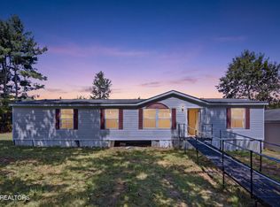 341 Cedar Crest Ln, Friendsville, TN 37737