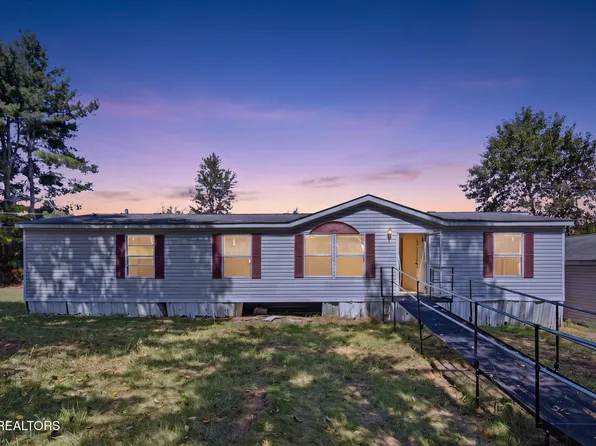 341 Cedar Crest Ln, Friendsville, TN 37737