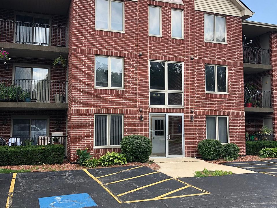 1st image of 11103 W Cove Cir Unit 3B