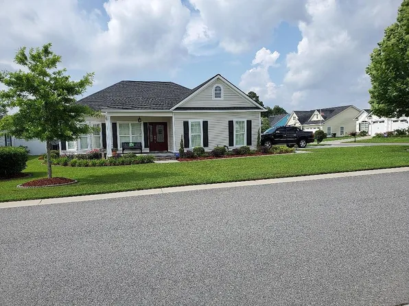 27 Taranik Ln SE, Moultrie, GA 31788