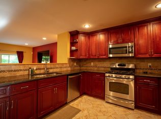 12 Fair Ridge Ct, Wayne, NJ 07470