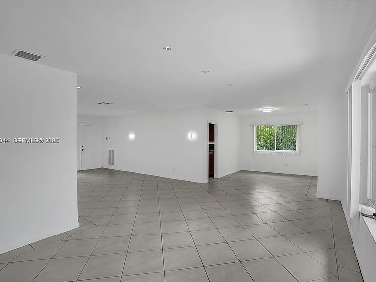 8851 Byron Ave — Photo 15