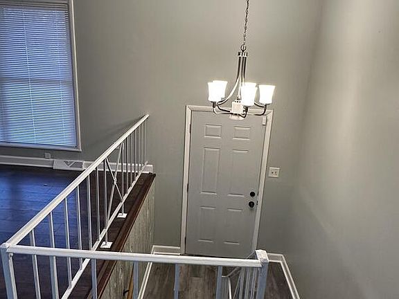 5th image of 502 E Mulberry Ct