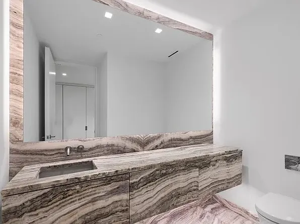 500 West 18th Street image 9 of 10