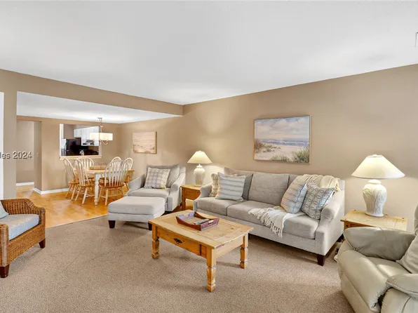 15 Deallyon Ave APT 39, Hilton Head Island, SC 29928
