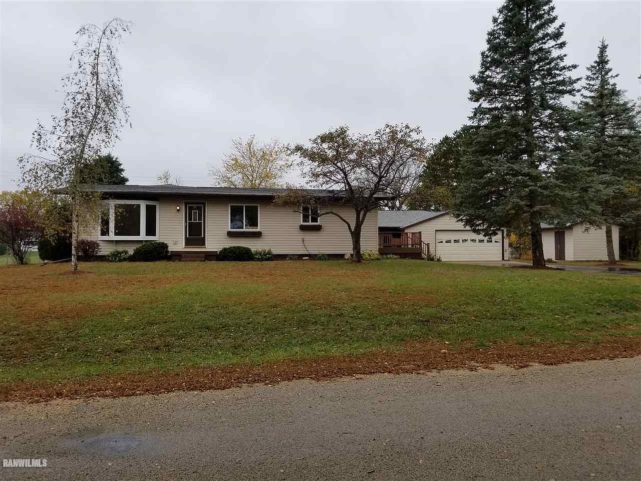 8240 S Farr St, Savanna, IL 61074 Zillow