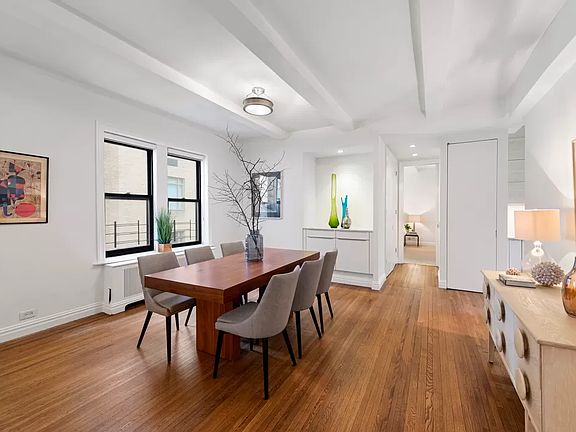 2nd image of 17 W 71st St APT 9D