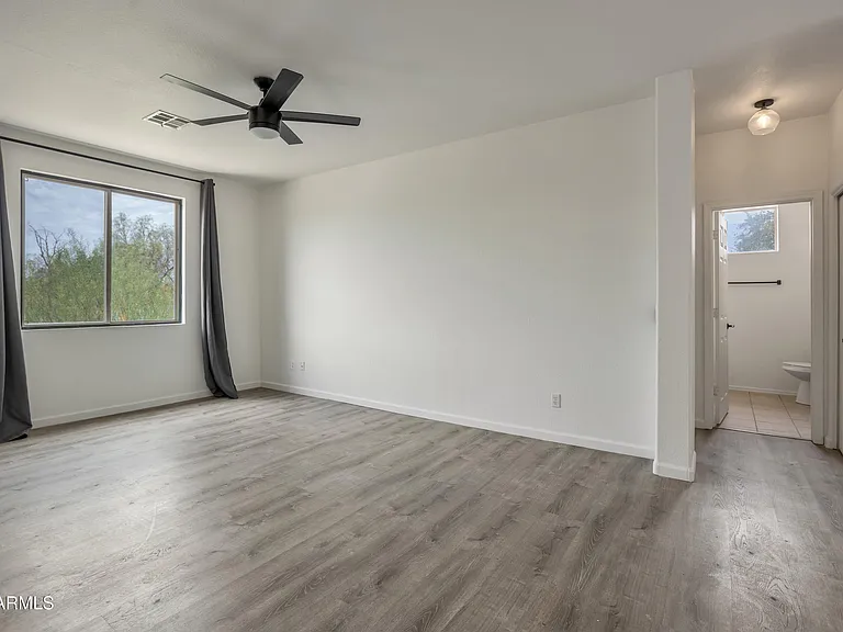 1335 E June St #205 — Photo 21